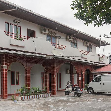 Koolkost Syariah Near Ayani Mega Mall Pontianak Exterior foto