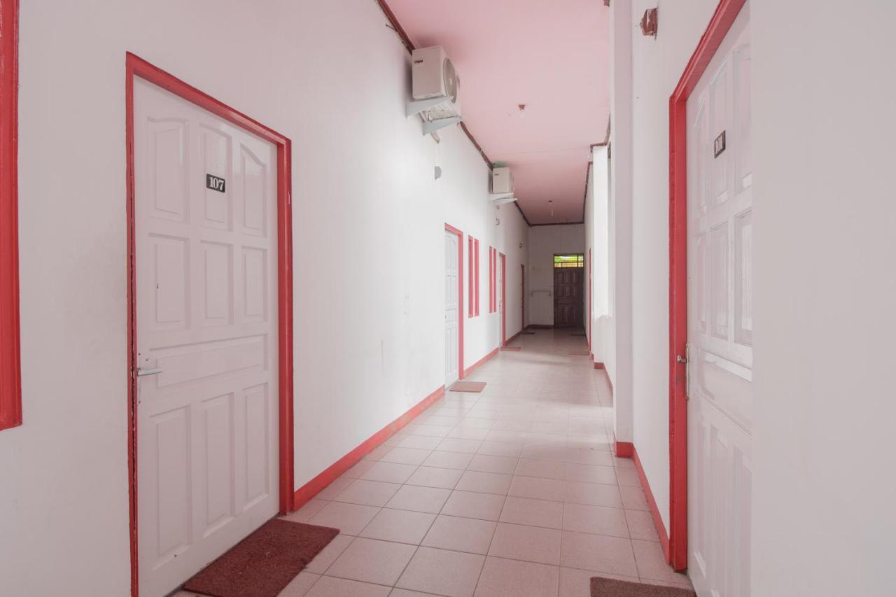 Koolkost Syariah Near Ayani Mega Mall Pontianak Exterior foto